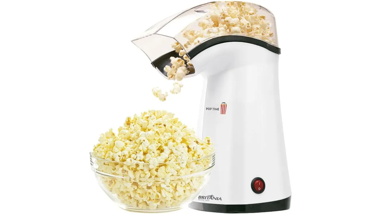 Pipoqueira Pop Time branca 127V para preparar pipoca em casa